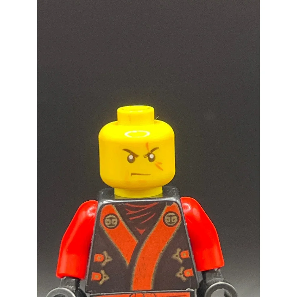 LEGO Ninjago Kai ZX Minifigure Red Ninja with Gold Crest njo0071